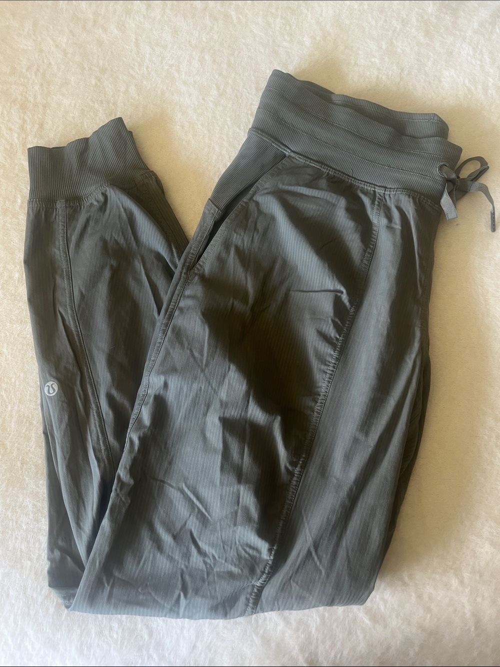 Lululemon Dance Studio Joggers Grey Sage Size 8 - Picture 6 of 12